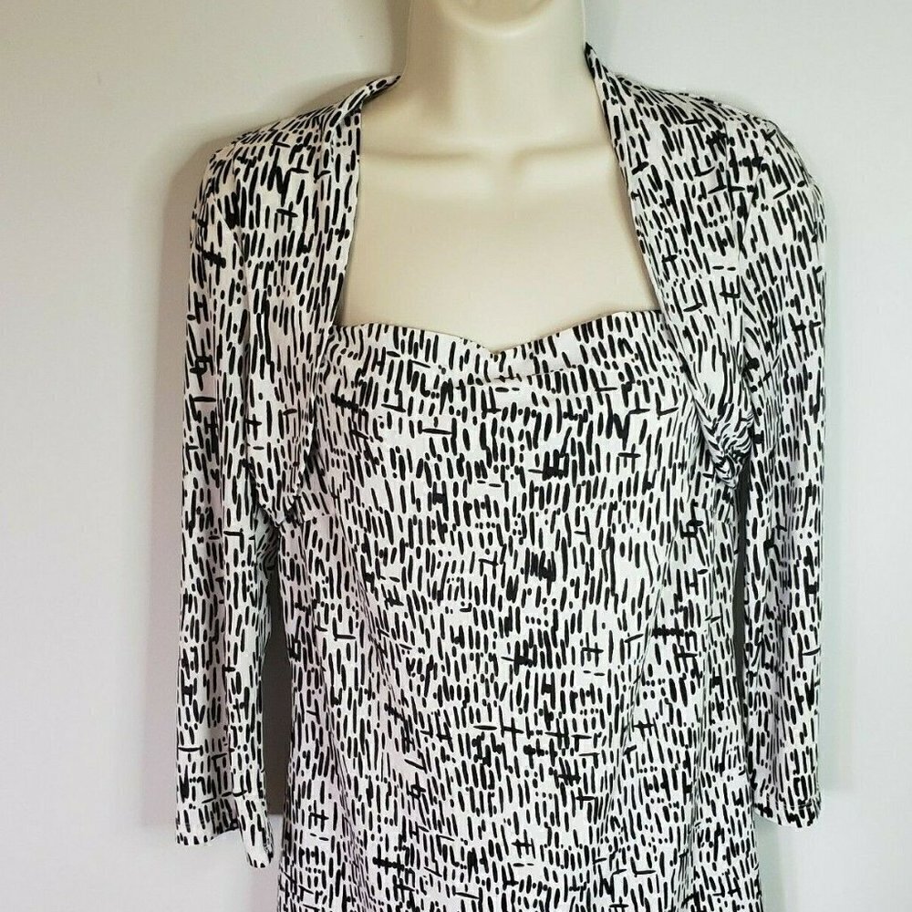 ESSENTIALS by Milano Stretchy T48 Small Blouse Bandage